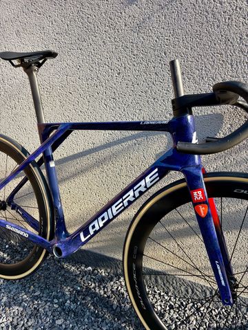 Used Lapierre Xelius DRS 9.0 2025 Frameset 2025 Road & Gravel, Blue — image 3 of 6