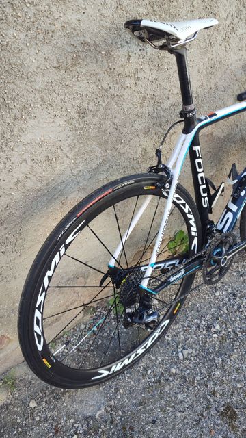 Used Focus Izalco Campagnolo Chorus 2013 Road & Gravel, White — image 3 of 4