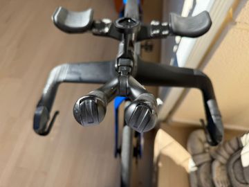 Gebrauchtes Canyon Speedmax CFR Disc Di2 2022 2022 Road & Gravel, Blau — Bild 2 von 25