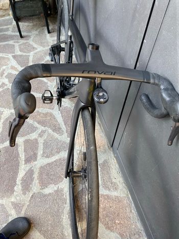 Used Specialized S-Works Tarmac SL8 - Shimano Dura-Ace Di2 2025 2025 Road & Gravel, Black — image 6 of 10