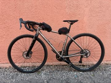 Gebrauchtes Genesis Croix de fer Shimano GRX 2020 Road & Gravel, Hellgrau — Bild 25 von 31