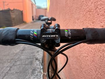 Gebrauchtes Genesis Croix de fer Shimano GRX 2020 Road & Gravel, Hellgrau — Bild 11 von 31