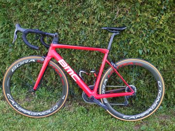 Brugt BMC TEAMMACHINE SLR 01 THREE 2019 2019 Road & Gravel — billede 2 af 10