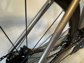 Used Lapierre e-Sensium 3.2 2022 2022 Road & Gravel — image 8 of 11