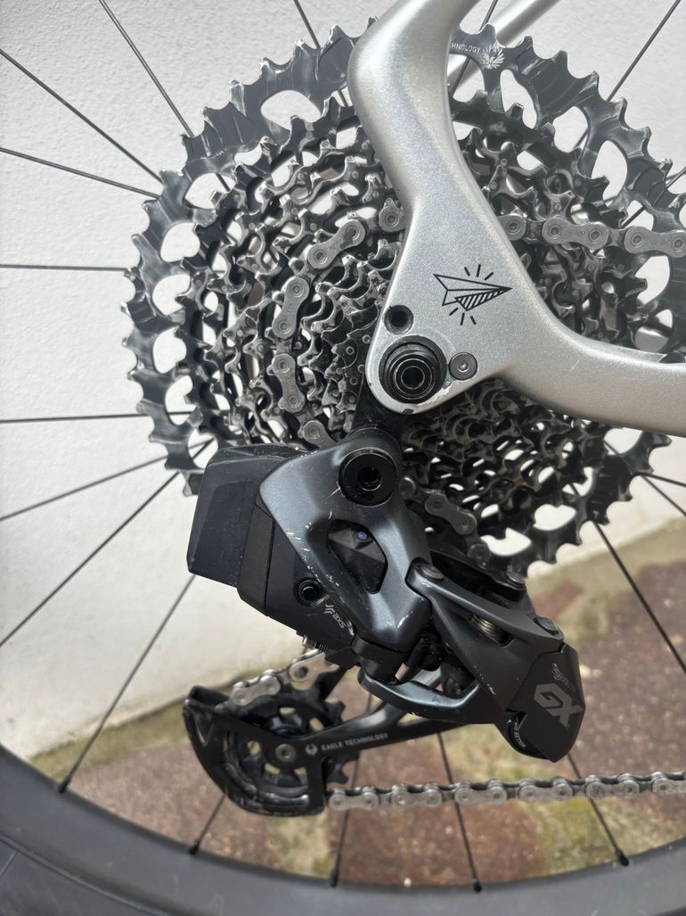 Used Lee Cougan Rampage SRAM Force eTap AXS 2022 Mountainbike, Hellgrau — image 9 of 12