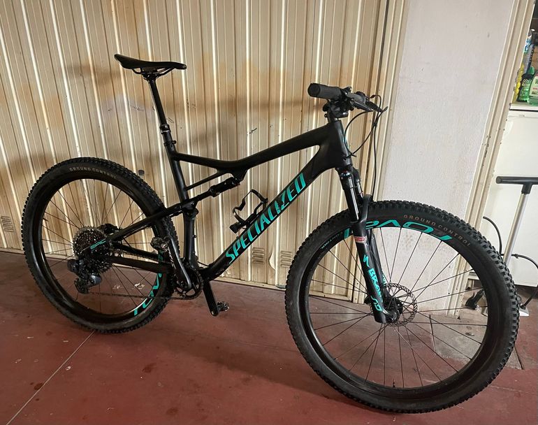 Used Specialized Epic SRAM GX Eagle AXS 2019 Mountainbike, Schwarz — image 1 of 4
