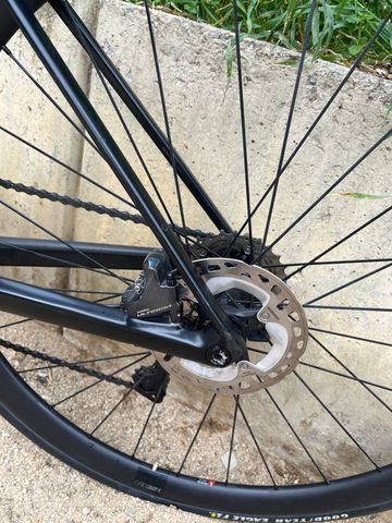Used BMC Roadmachine 01 FOUR 2021 2021 Road & Gravel, Black — image 6 of 10
