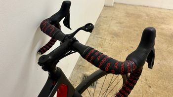 Used Colnago V3 Disc 105 Bike 2023 2023 Road & Gravel — image 10 of 10