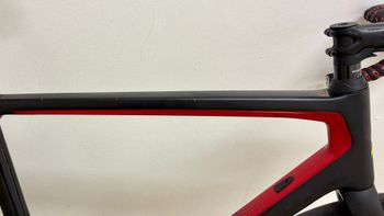 Used Colnago V3 Disc 105 Bike 2023 2023 Road & Gravel — image 8 of 10
