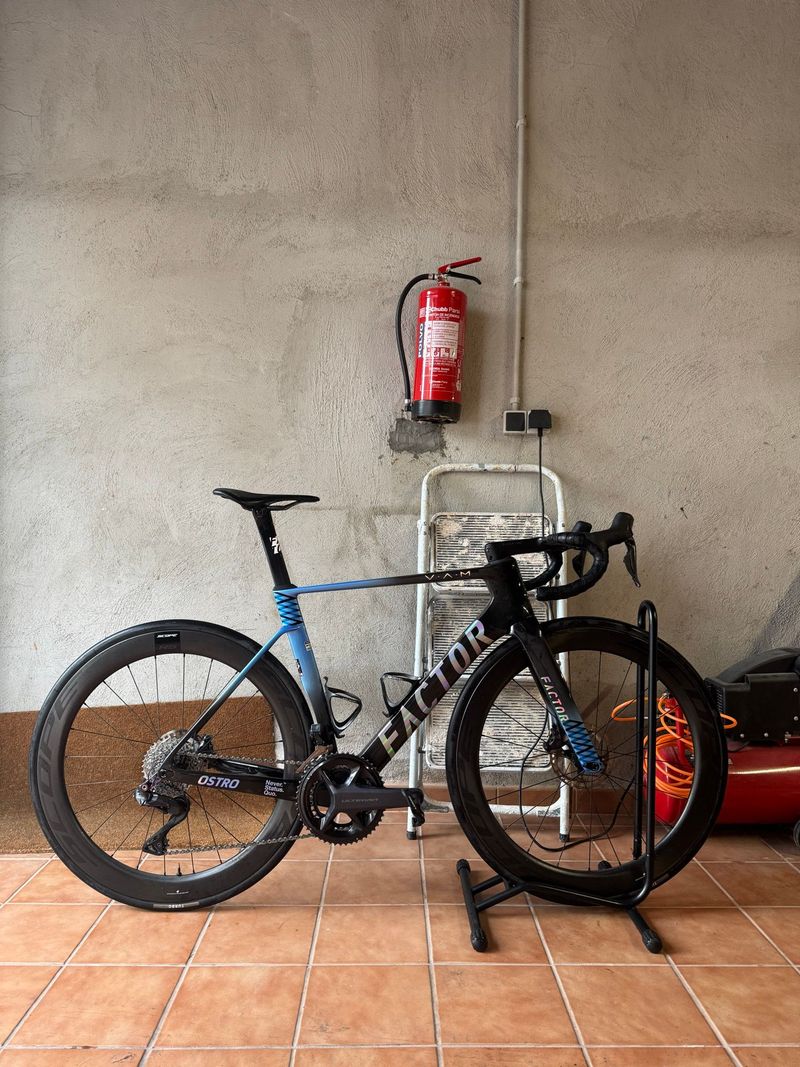 Used Factor OSTRO VAM - Shimano Ultegra 2026 2026 Road & Gravel