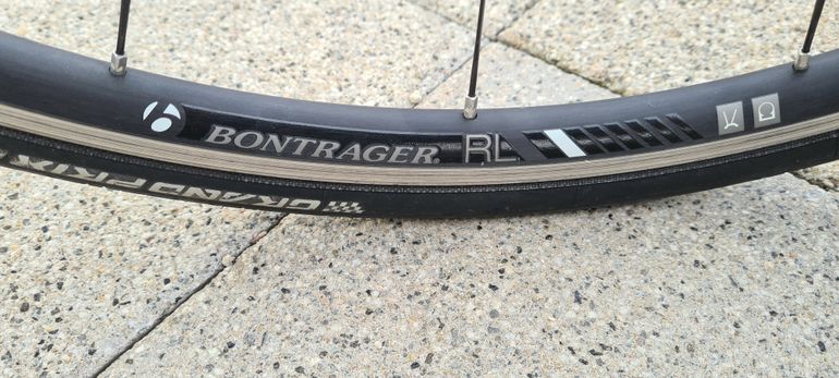 Used Trek Madone Shimano Dura Ace 2014 Road & Gravel, Black — image 6 of 9
