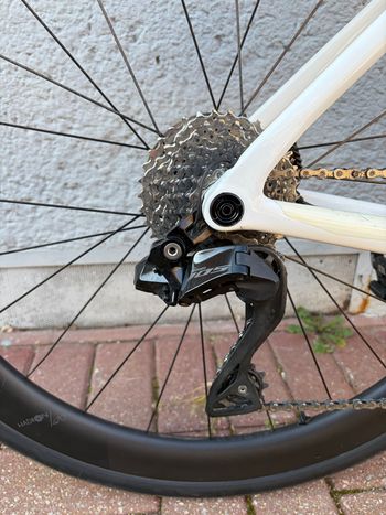 Used Van rysel Rcr Shimano 105 Di2 2025 Road & Gravel — image 3 of 8