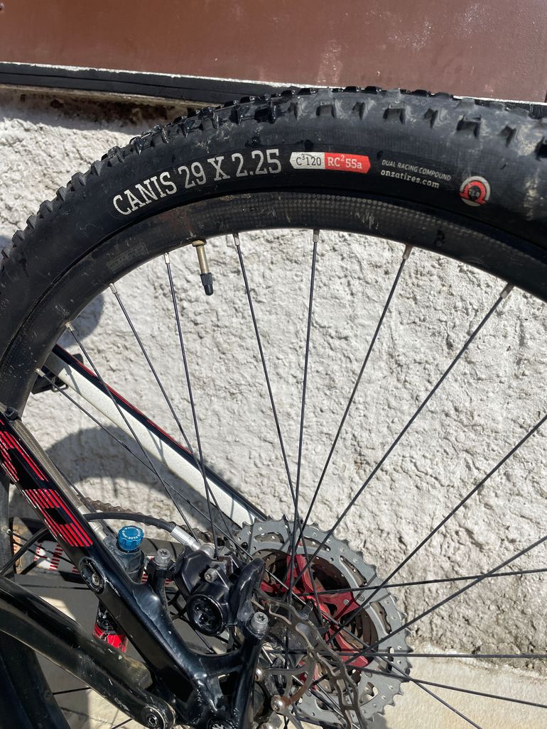 Used Specialized Epic Marathon Carbon 29 2014 2014 Mountainbike, Red, 29 — image 7 of 7