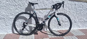 Used Liv Envie Carbono 105 2017 Road & Gravel, White — image 8 of 9