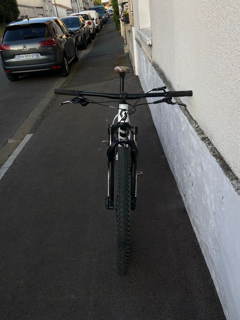 Used Scott Scale 965 2022 2022 Mountainbike, White, 29 — image 6 of 21