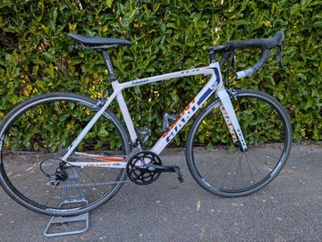 Giant TCR SL 2 2013 2013 Road & Gravel usato, Bianco — immagine 1 di 7