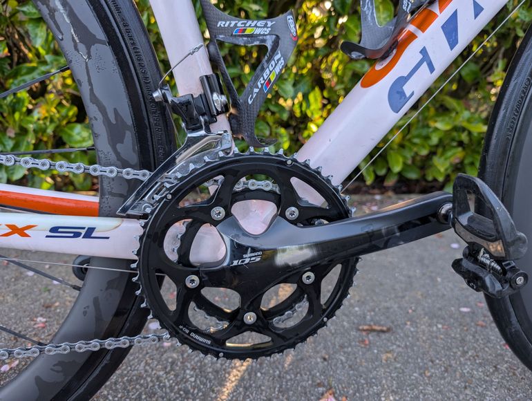 Used Giant TCR SL 2 2013 2013 Road & Gravel, White — image 3 of 7