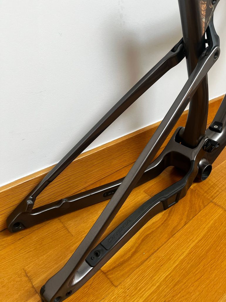 Used Orbea Oiz Frameset 2021 Mountainbike, Black — image 12 of 27