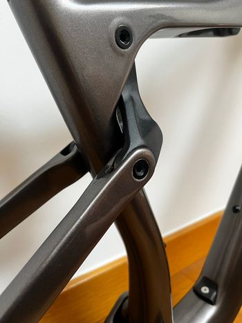 Used Orbea Oiz Frameset 2021 Mountainbike, Black — image 7 of 27