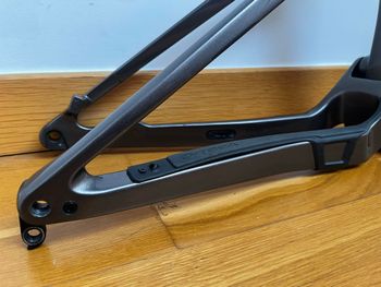 Used Orbea Oiz Frameset 2021 Mountainbike, Black — image 11 of 27