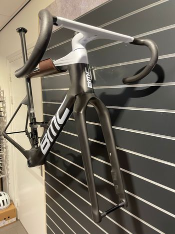Used BMC Teammachine R 01 MOD 2024 Frameset 2024 Road & Gravel — image 4 of 4