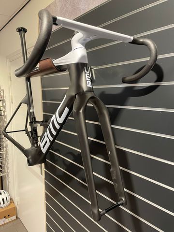 Käytetty BMC Teammachine R 01 MOD 2024 Frameset 2024 Road & Gravel — kuva 4 / 4