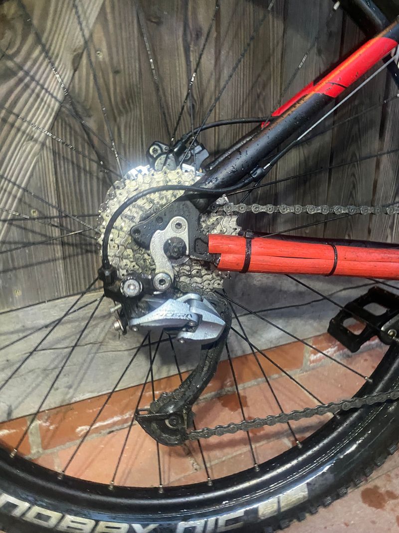 Used Trek Marlin 7 2017 2017 Mountainbike, Black, 27.5, 29 — image 5 of 10