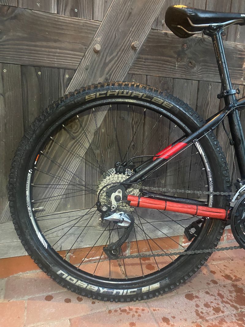 Used Trek Marlin 7 2017 2017 Mountainbike, Black, 27.5, 29 — image 7 of 10