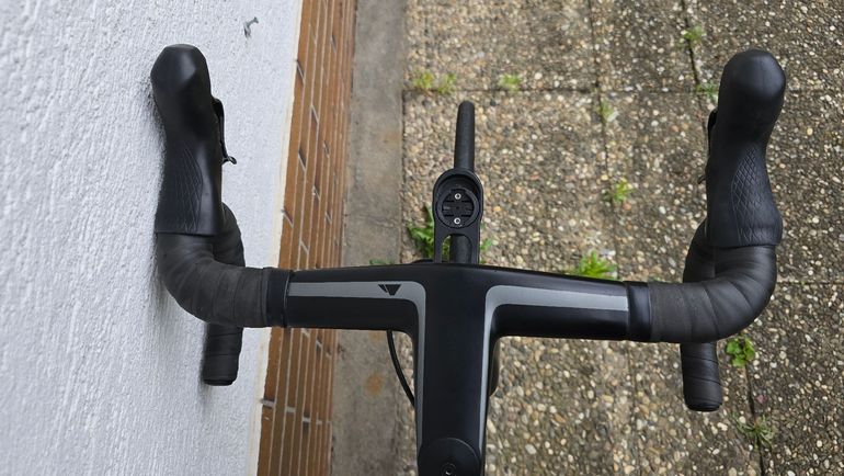 Used Canyon Ultimate Shimano Dura Ace 2017 Road & Gravel — image 7 of 17