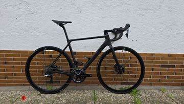 Canyon Ultimate Shimano Dura Ace 2017 Road & Gravel usato
