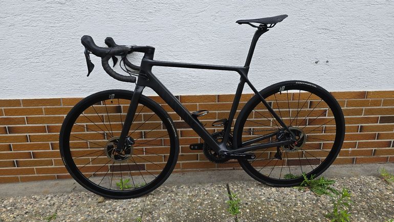 Used Canyon Ultimate Shimano Dura Ace 2017 Road & Gravel — image 2 of 17