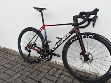 Brugt Orbea ORCA M20i REPLICA 2025 2025 Road & Gravel — billede 2 af 9