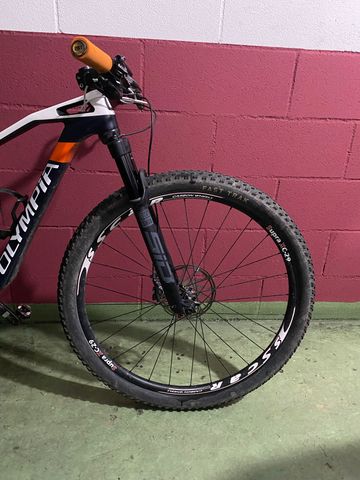 Used Olympia Custom Shimano Deore XT 2022 Mountainbike, Black — image 5 of 6