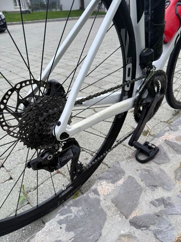 Gebrauchtes Colnago V3 Shimano 105 2024 Road & Gravel, Weiß — Bild 8 von 9