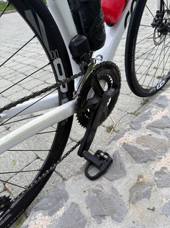 Used Colnago V3 Shimano 105 2024 Road & Gravel — image 7 of 9