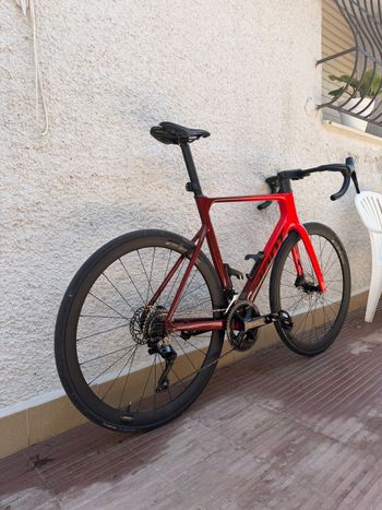 Used Giant Propel Advanced 2 2024 2024 Road & Gravel, Red — image 2 of 10