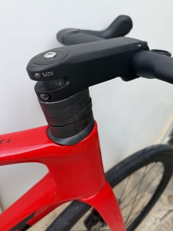 Used Giant Propel Advanced 2 2024 2024 Road & Gravel, Red — image 18 of 27