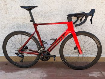 Used Giant Propel Advanced 2 2024 2024 Road & Gravel, Red — image 3 of 10