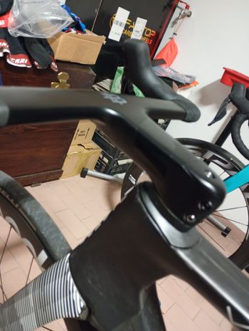 Used Factor Ostro Shimano Dura Ace Di2 2025 Road & Gravel — image 2 of 4