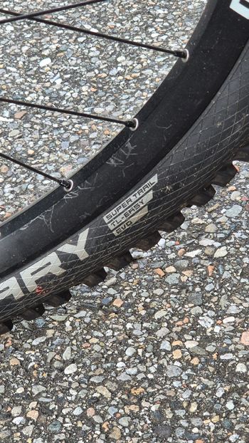 Used Giant Reign Shimano Deore XT 2017 Mountainbike, Schwarz, 27,5 (650B) — image 18 of 21