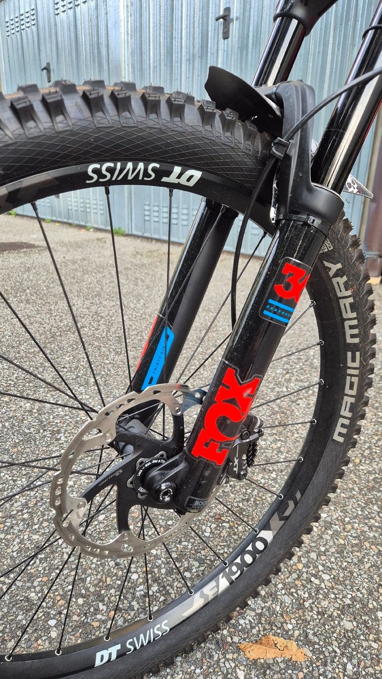 Used Giant Reign Shimano Deore XT 2017 Mountainbike, Schwarz, 27,5 (650B) — image 14 of 21