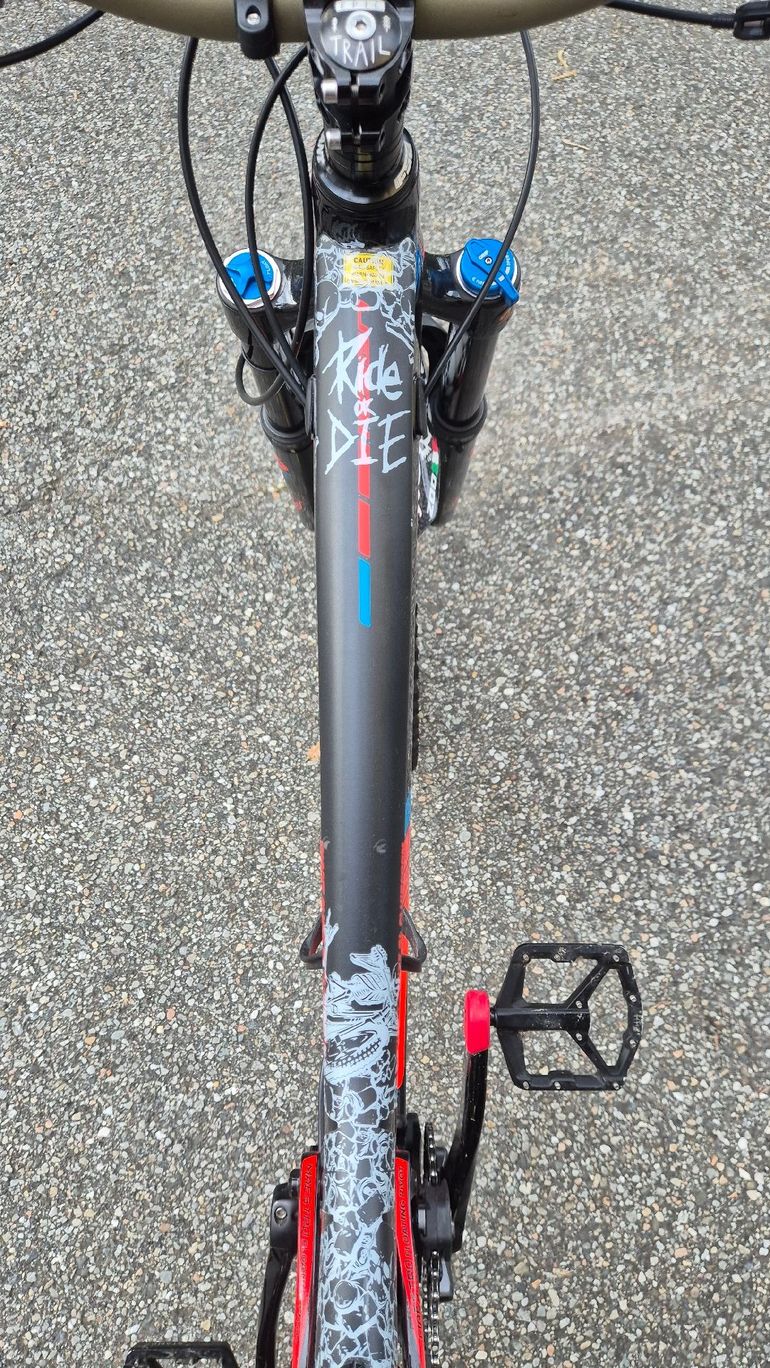 Used Giant Reign Shimano Deore XT 2017 Mountainbike, Schwarz, 27,5 (650B) — image 6 of 21