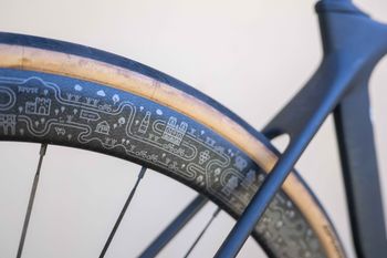 Used Giant TCR Advanced 1 Disc 2021 2021 Road & Gravel, Black — image 6 of 22