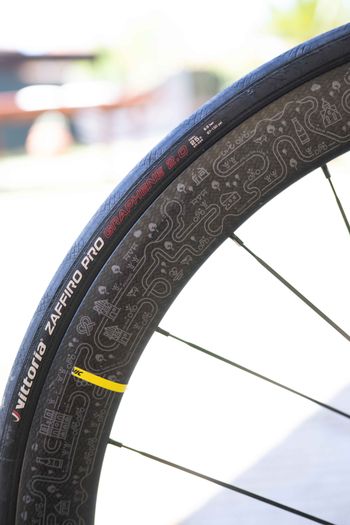 Used Giant TCR Advanced 1 Disc 2021 2021 Road & Gravel, Black — image 3 of 22
