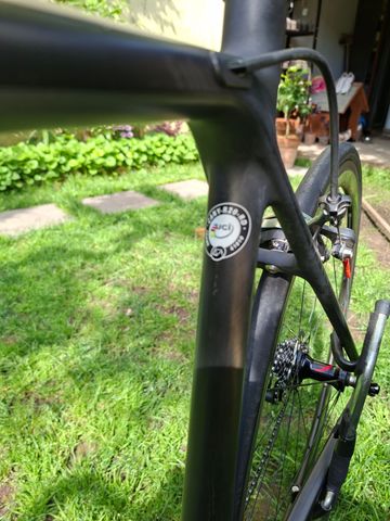 Używany Canyon Ultimate CF SLX 9.0 2018 2018 Road & Gravel — zdjęcie 9 z 10