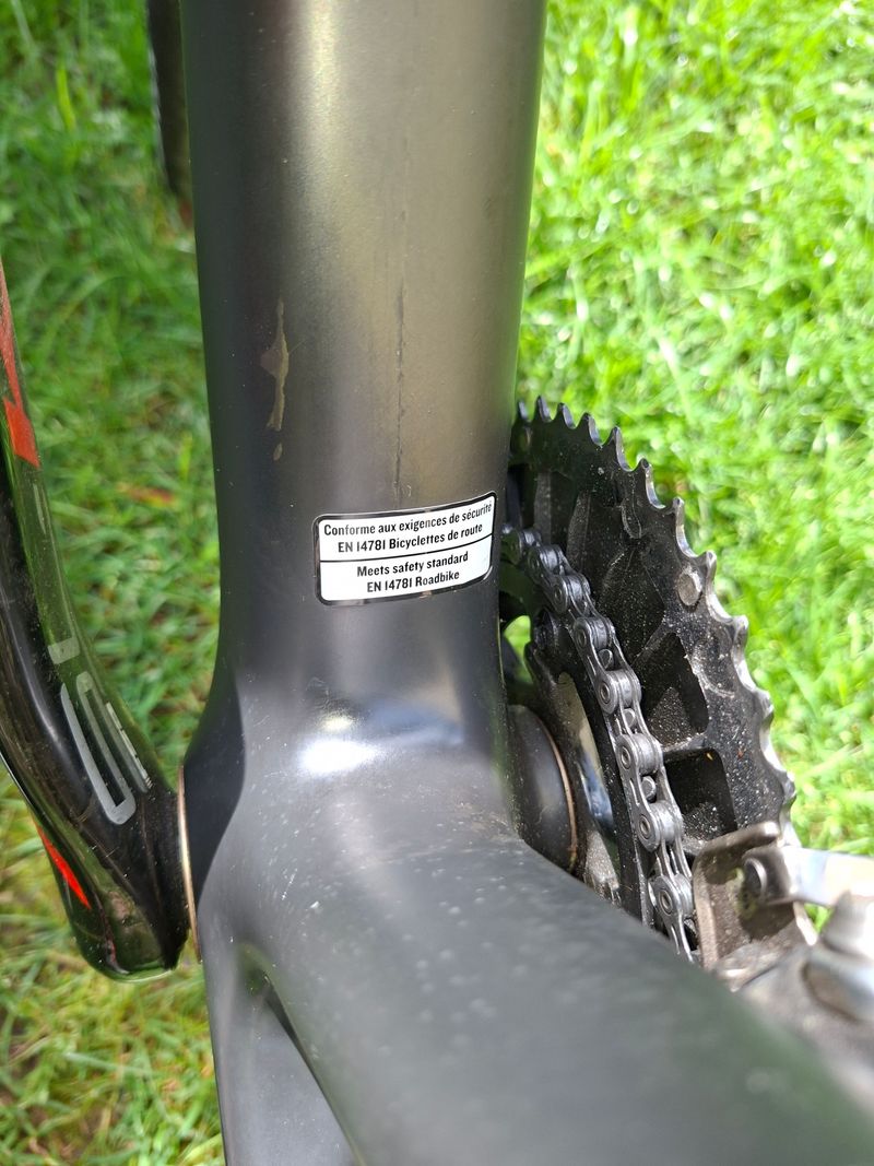 Używany Canyon Ultimate CF SLX 9.0 2018 2018 Road & Gravel — zdjęcie 8 z 10