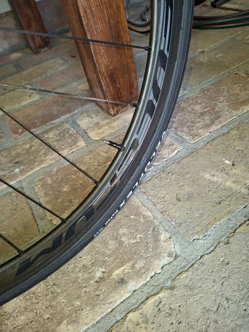 Używany Canyon Ultimate CF SLX 9.0 2018 2018 Road & Gravel — zdjęcie 10 z 10