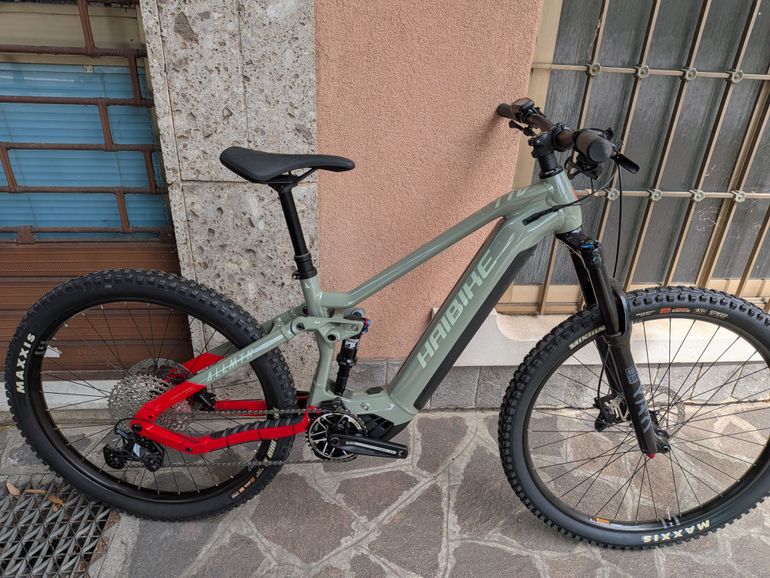 Gebrauchtes Haibike AllMtn 4 2022 2022 Mountainbike, Hellgrau, 29 — Bild 2 von 17