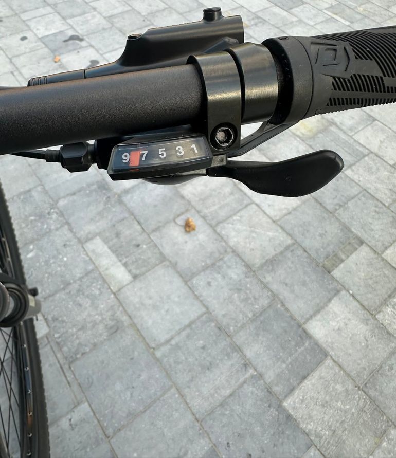 Used Bergamont E-Revox 4 2022 2022 Mountainbike, Negro — image 7 of 8