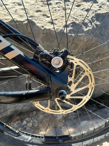 Käytetty Giant Glory Shimano Deore XT 2018 Mountainbike — kuva 5 / 14